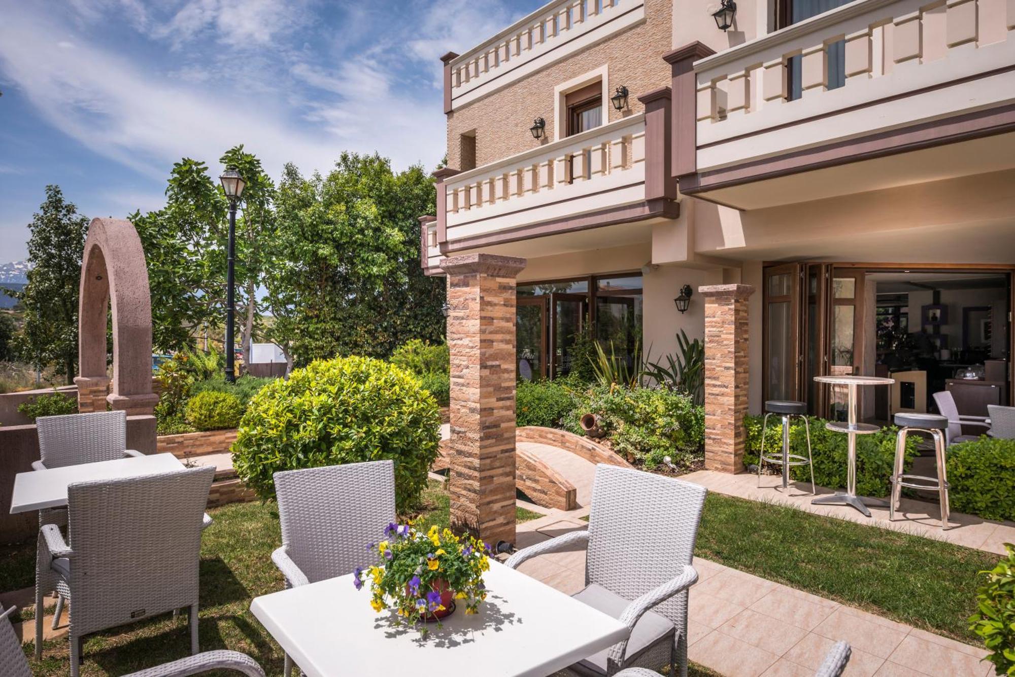 Areti Suites Kathiana Luaran gambar